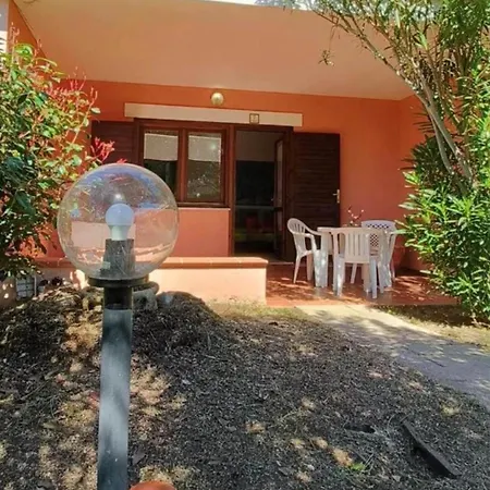 Casa Camilla Li Menduli *