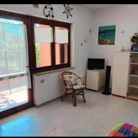 Casa Camilla Li Menduli * سان تيودورو